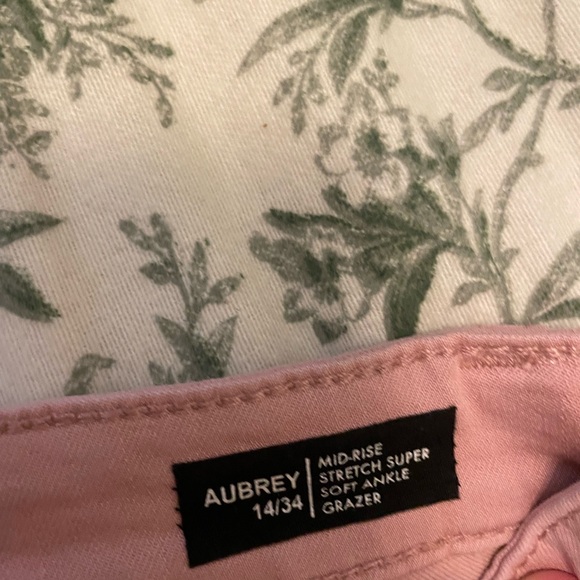 Buffalo Pink Pants - Picture 3 of 6